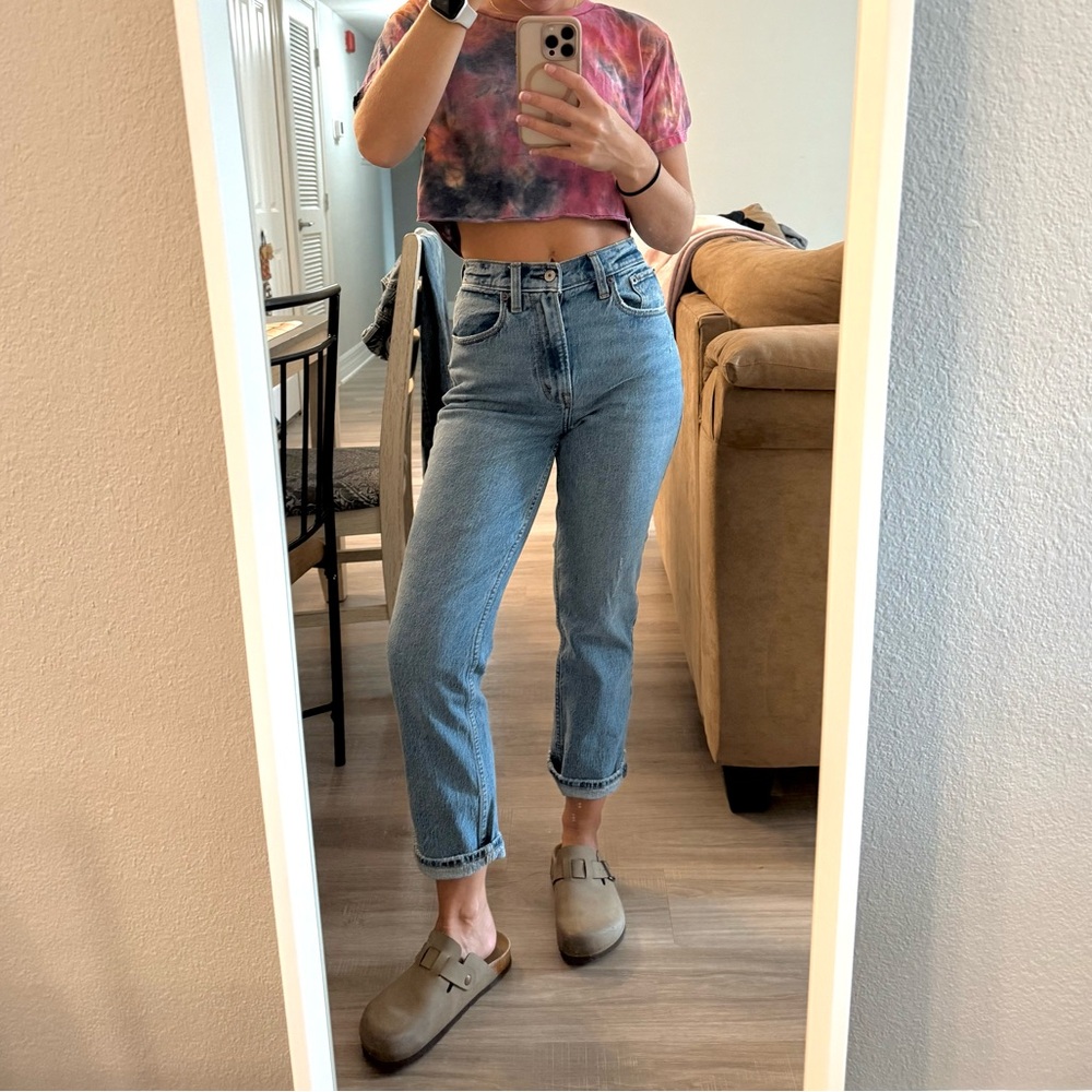 Abercrombie 90’s Straight Ultra High-Rise Jeans